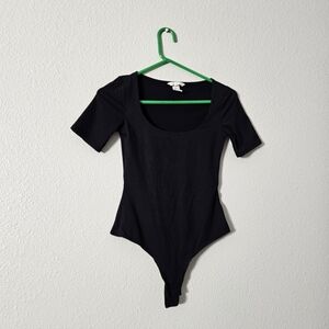 H&M Black Short Sleeve Scoop Neck Bodysuit Sz XS